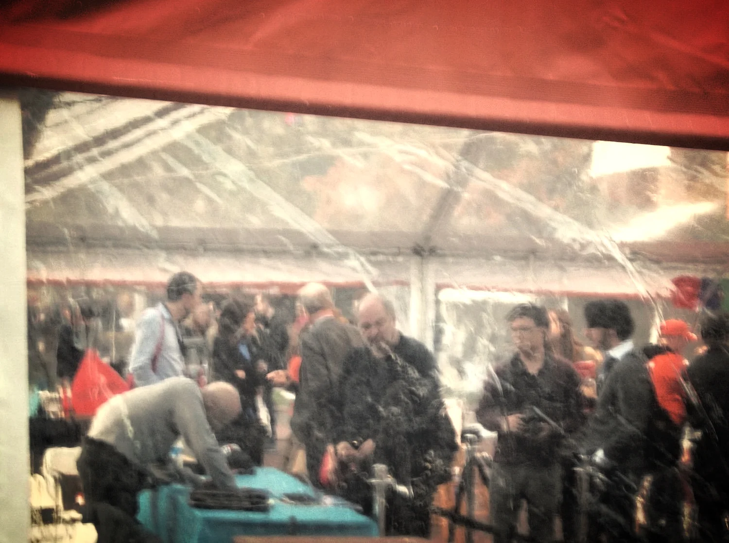 The autograph line