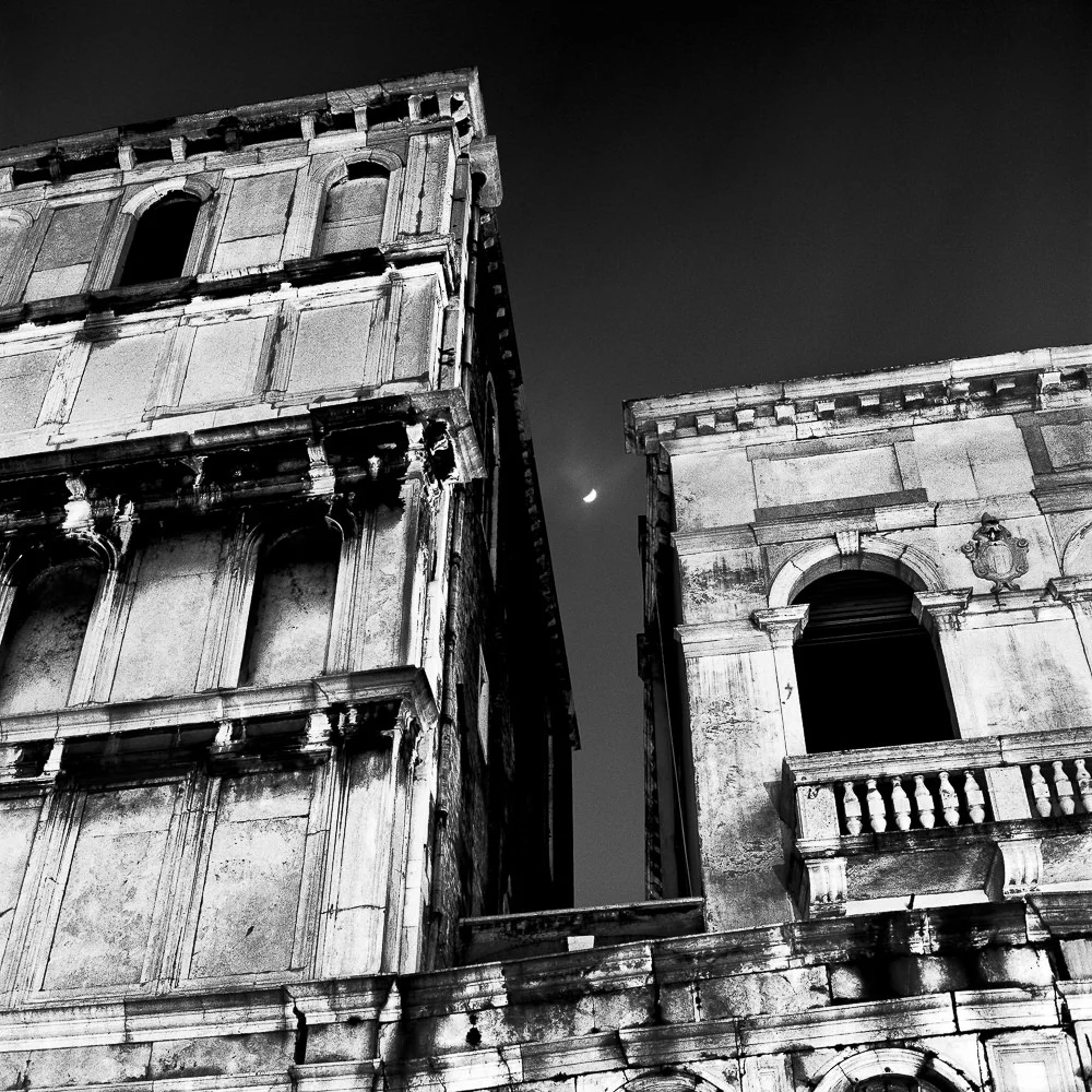 Moon and Palazzo, Venice 40x40 cm, Edition of 6 60x60 cm, Edition of 7 80x80 cm, Edition of 7 120x120 cm, Edition of 5