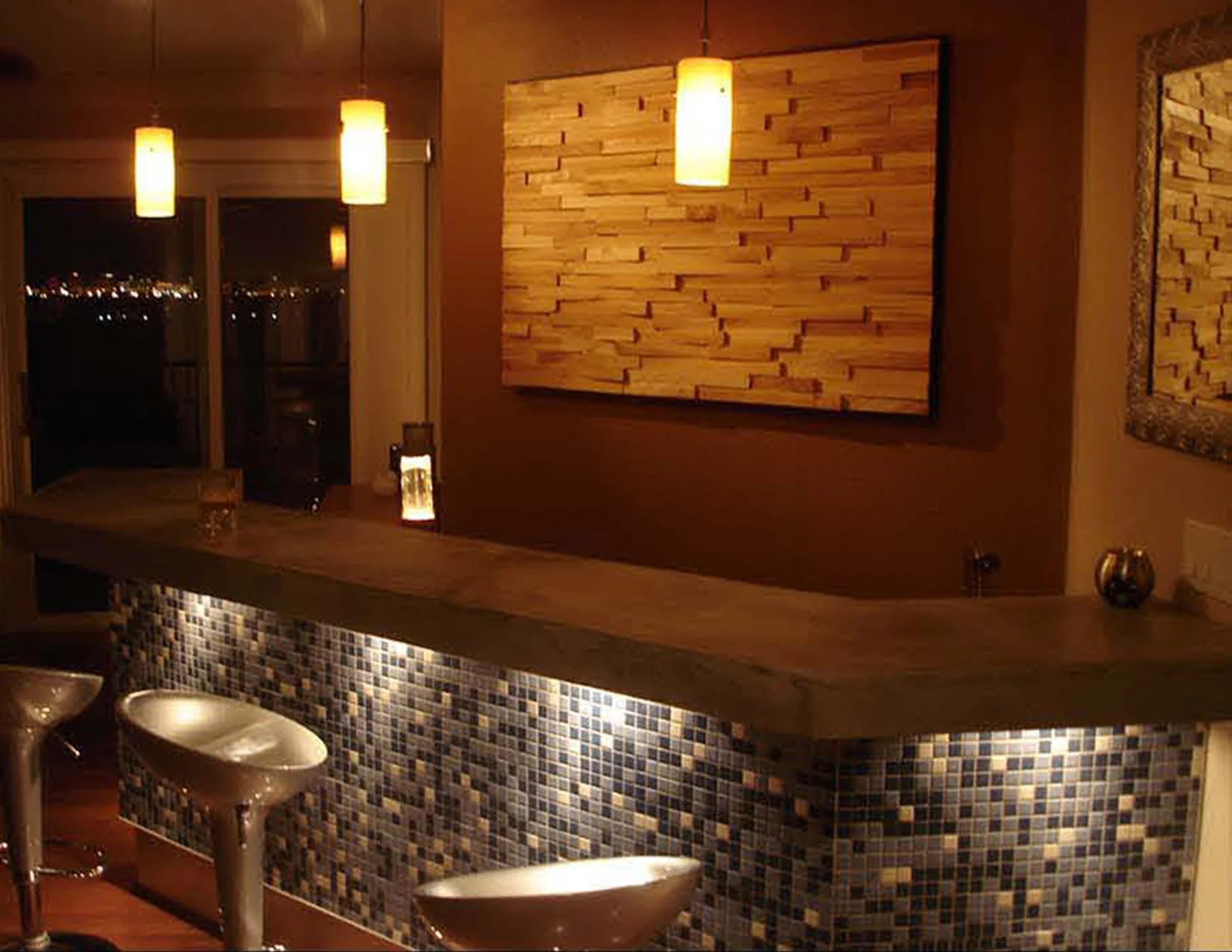bar 3.jpg