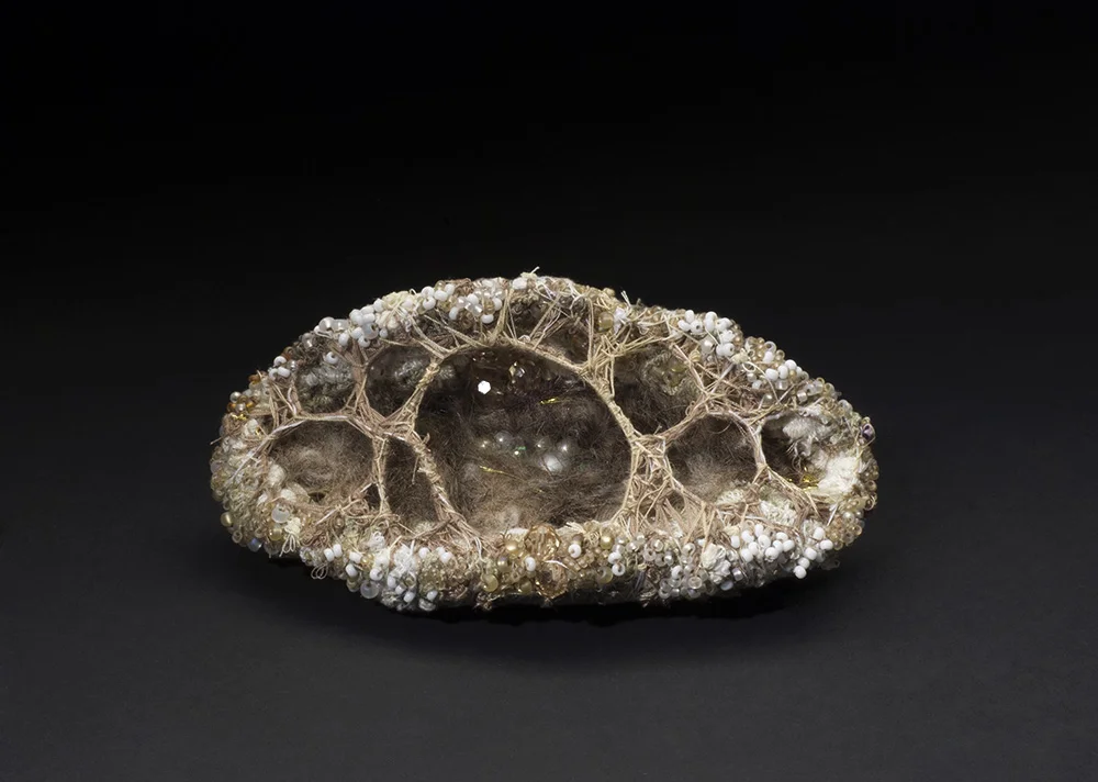 Sandra Sheehy Untitled, 2014 Fabric, wire, thread, beads, feathers 3 x 6.25 x 2.25 inches 7.6 x 15.9 x 5.7 cm SSe 84