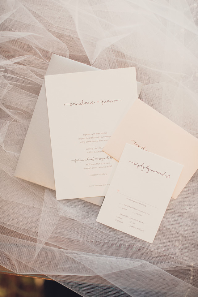 Invitations by: Tange Design 