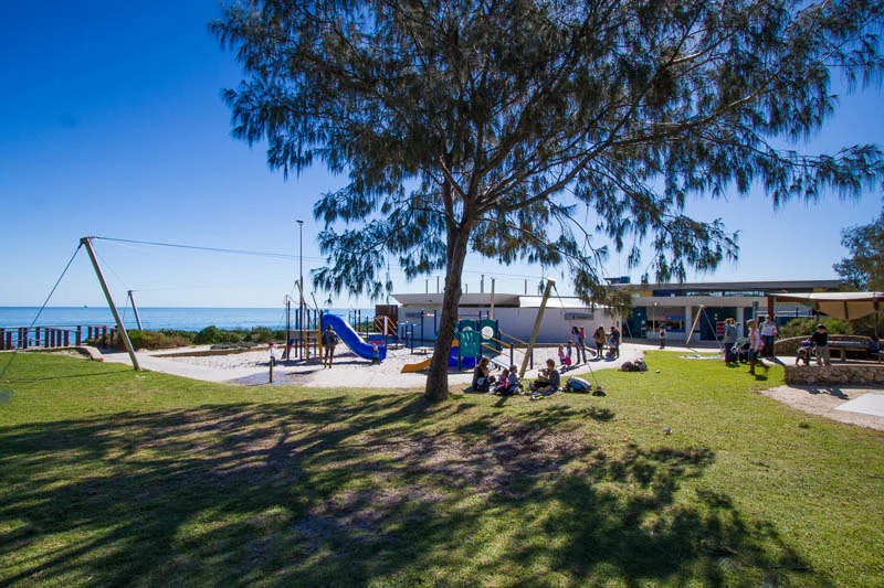 Floreat Beach Kiosk & Playground