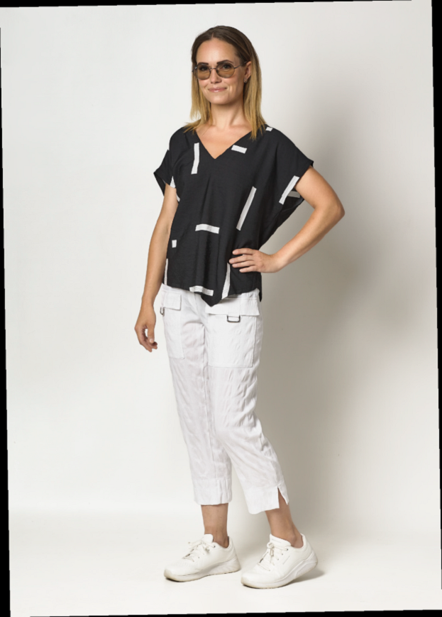 PANTS AND TOP.png