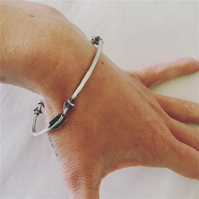 arrow bangle