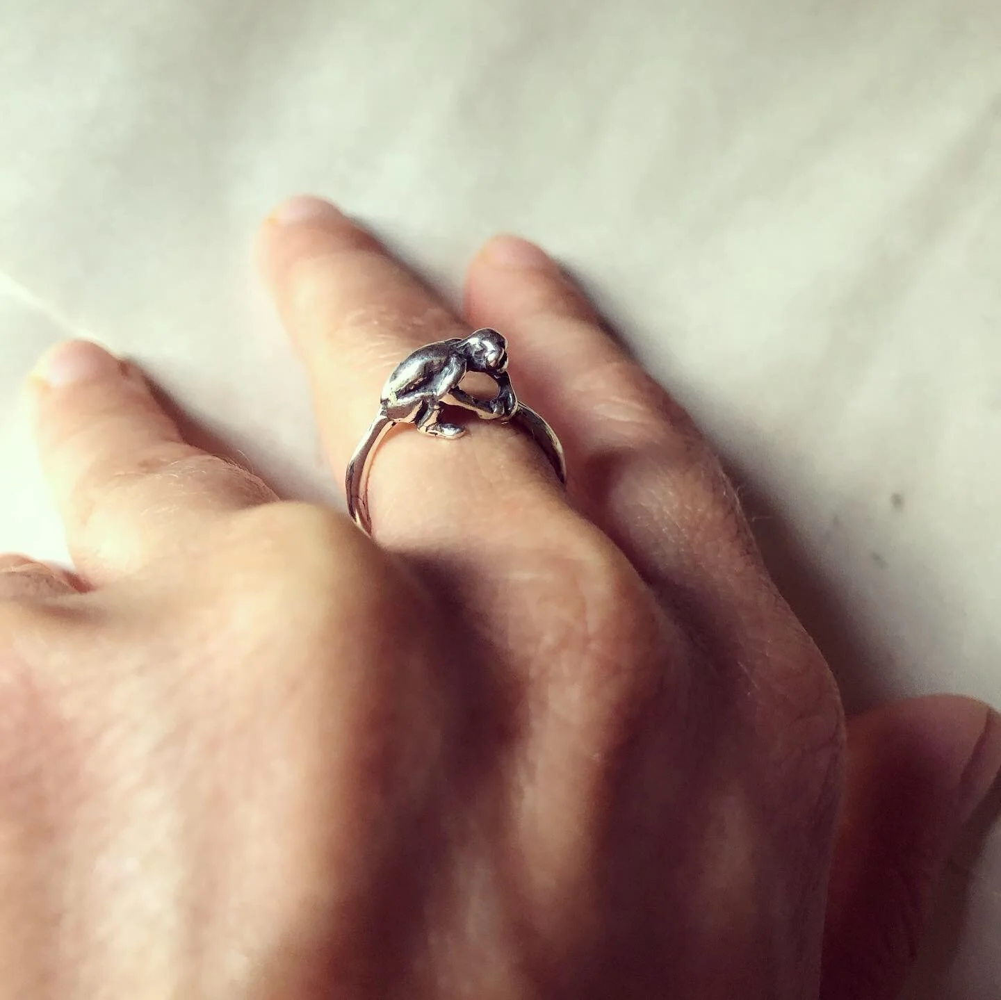 E06D7F20-E882-441B-85F1-977F8100A738