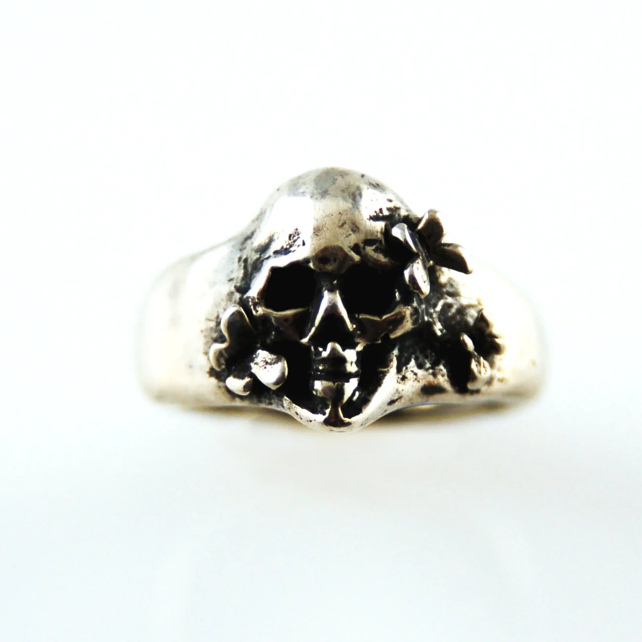 SkullRing2.jpg