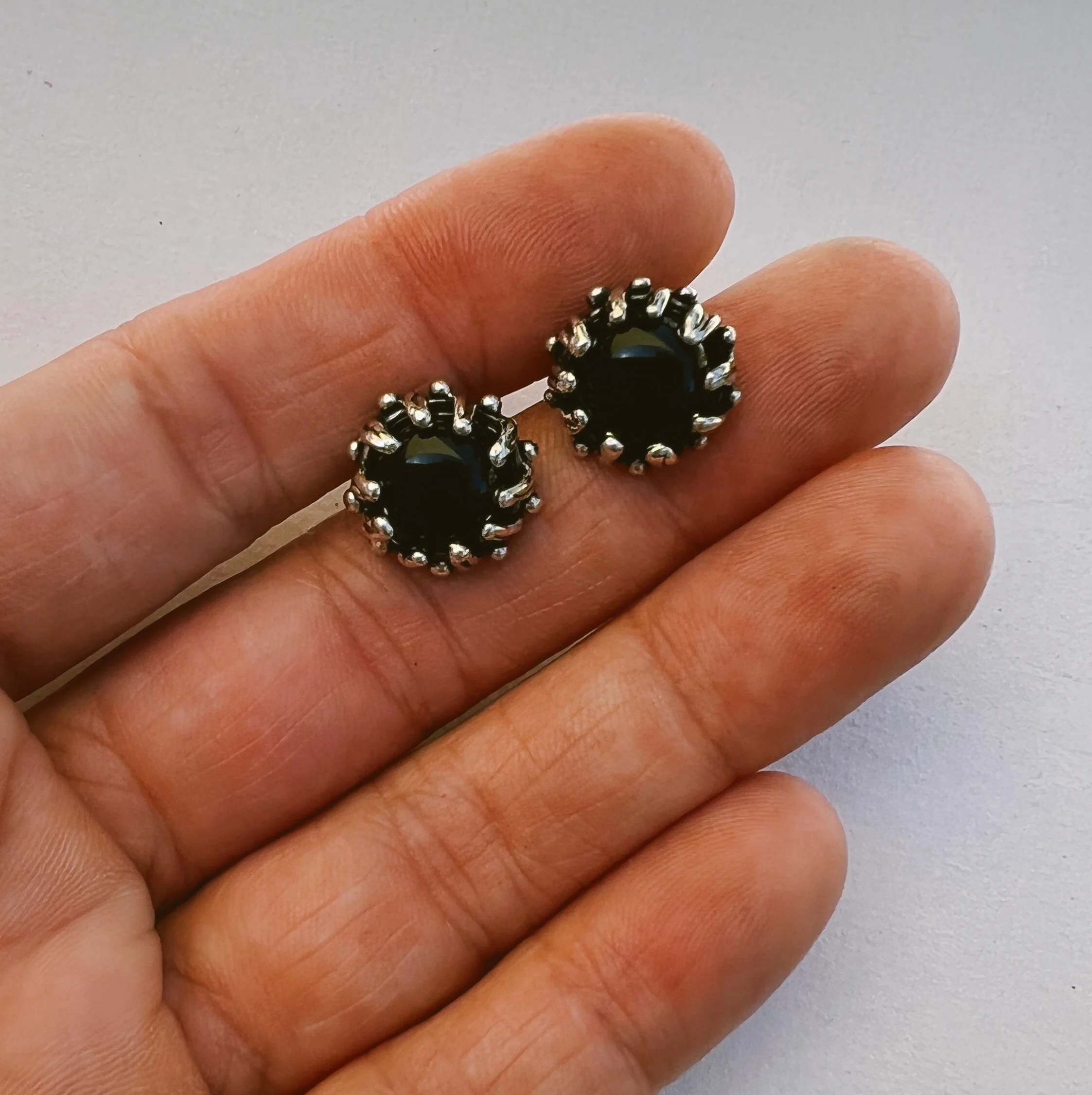 5AECB6B1-B14C-4239-8DCC-4555F4F54F7B