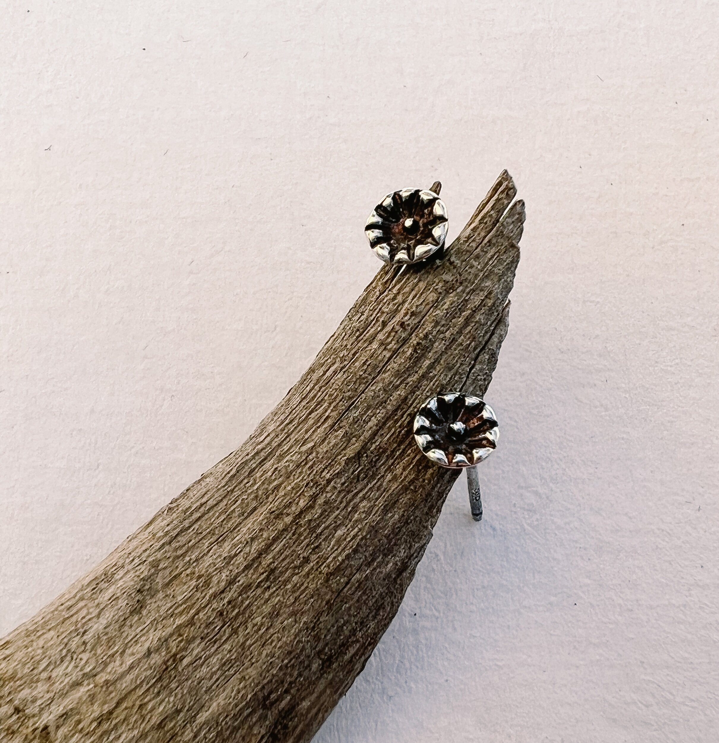 4943165F-3D81-44EC-BB12-0517332A5119