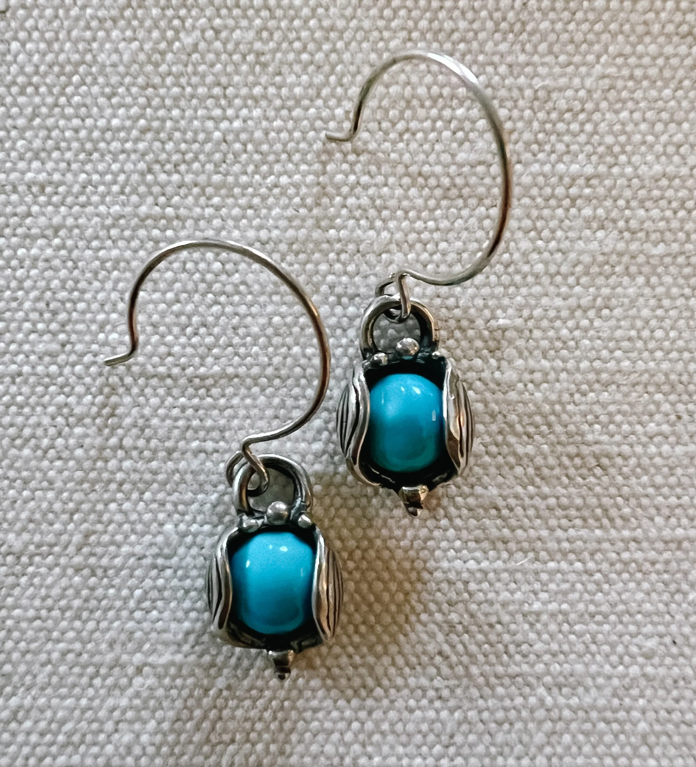 0945A155-8060-47D6-98BC-87E16824BF00