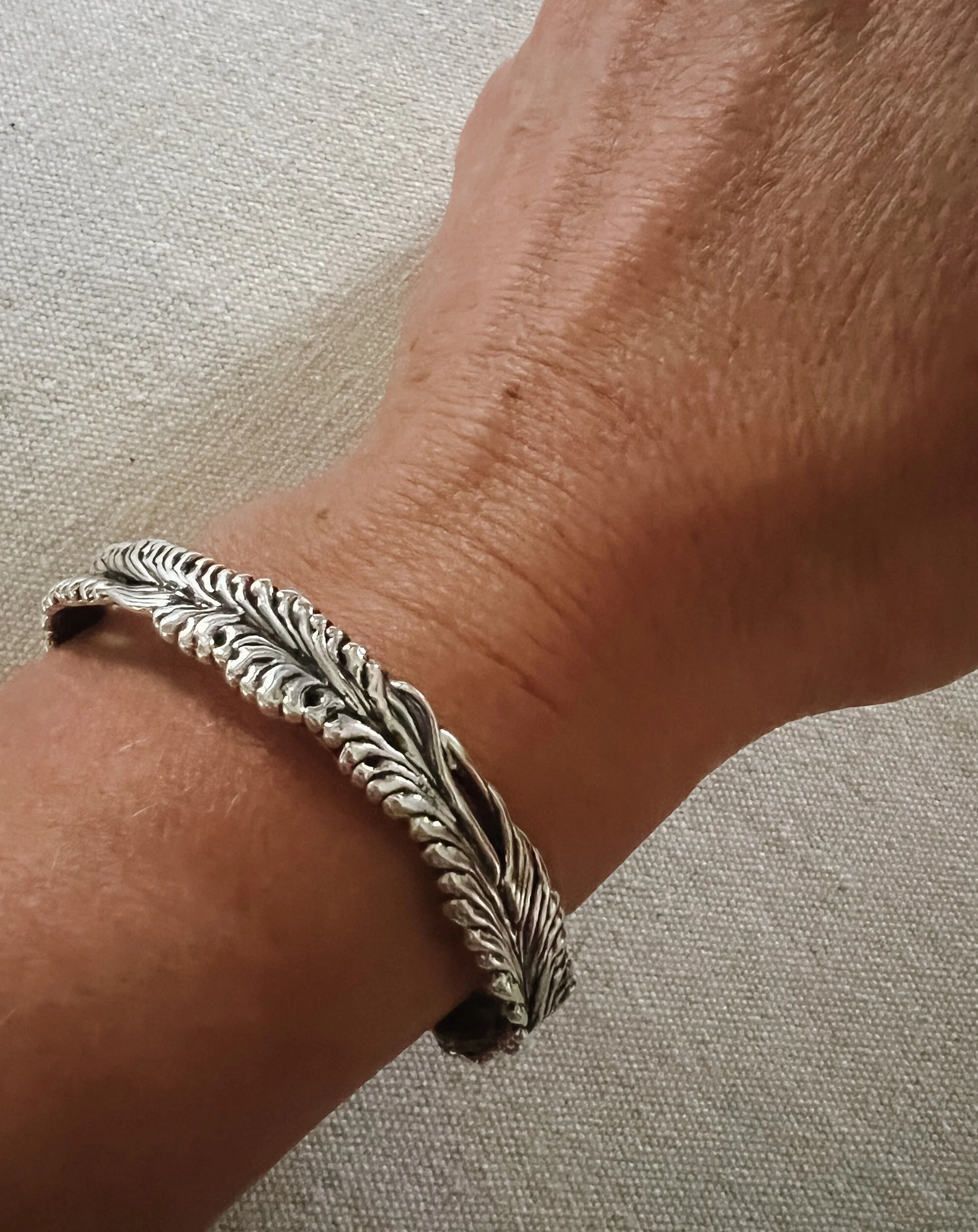 9BEB90C7-BAE0-4A89-BF7E-E866D8DF792E