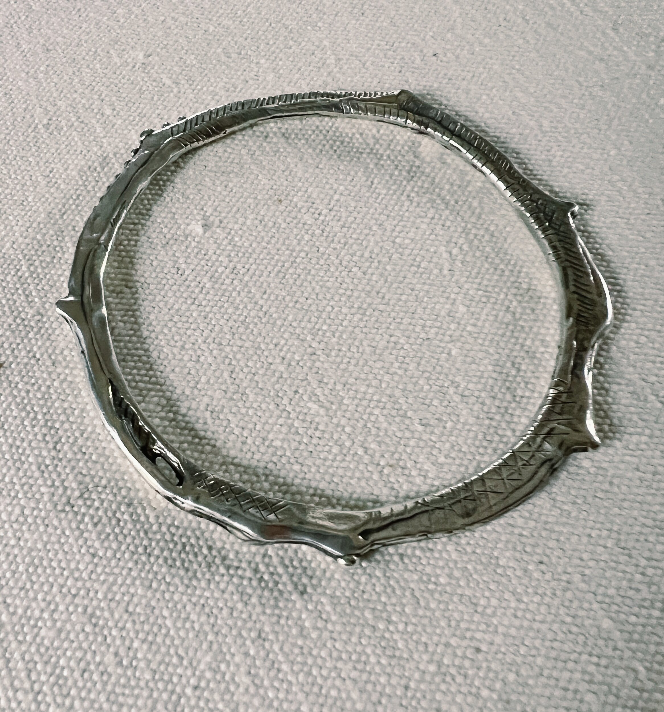 12CA2FB2-F90B-4EB7-830F-F1835F7360CD