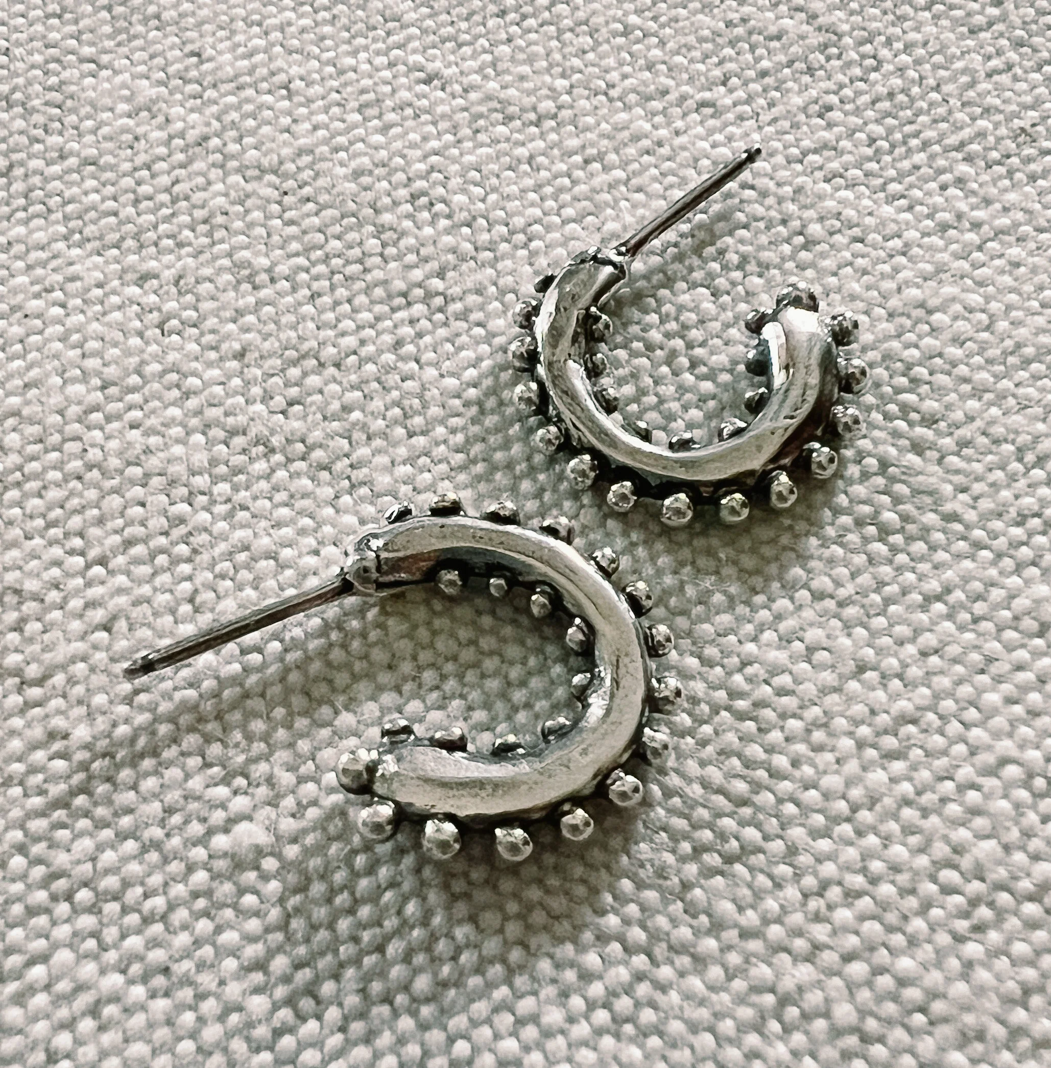 5209A8B4-2DE4-4837-B56B-62C48C28D72E