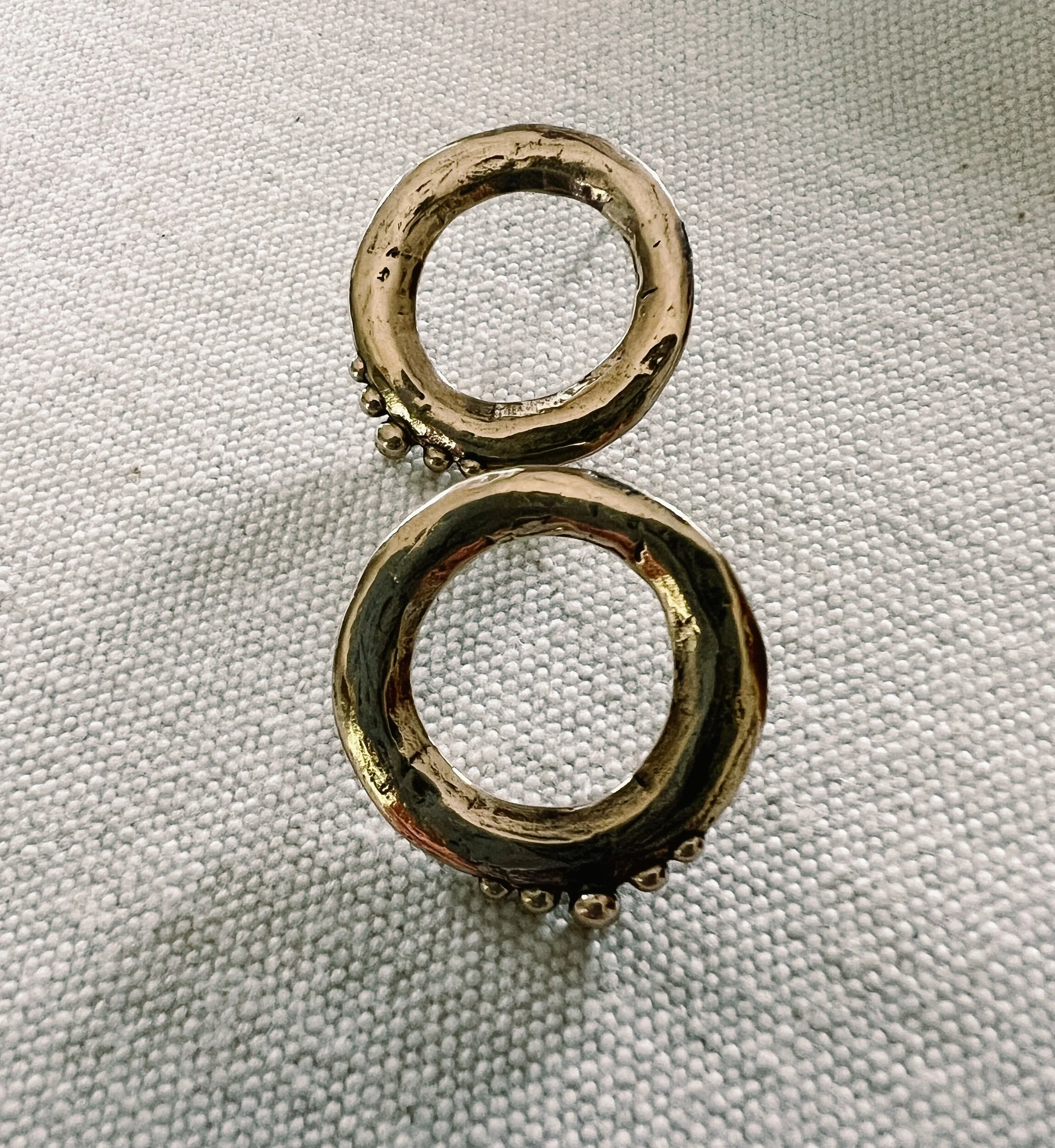 6D10EE82-65E0-477C-B6C1-149B82B82BEB