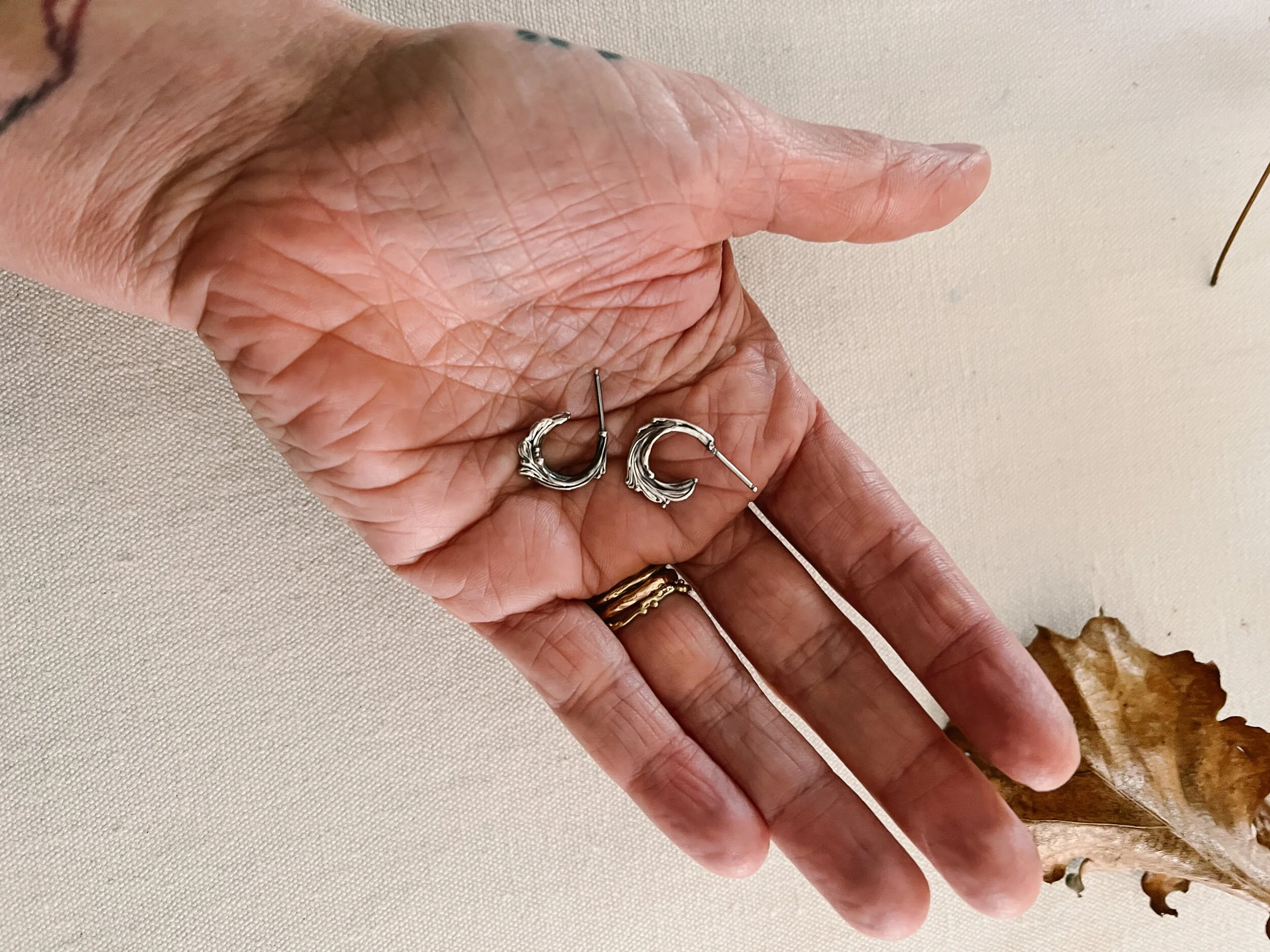 AE86E2CE-6A4C-45A0-8D09-6EFEF46A4ADB