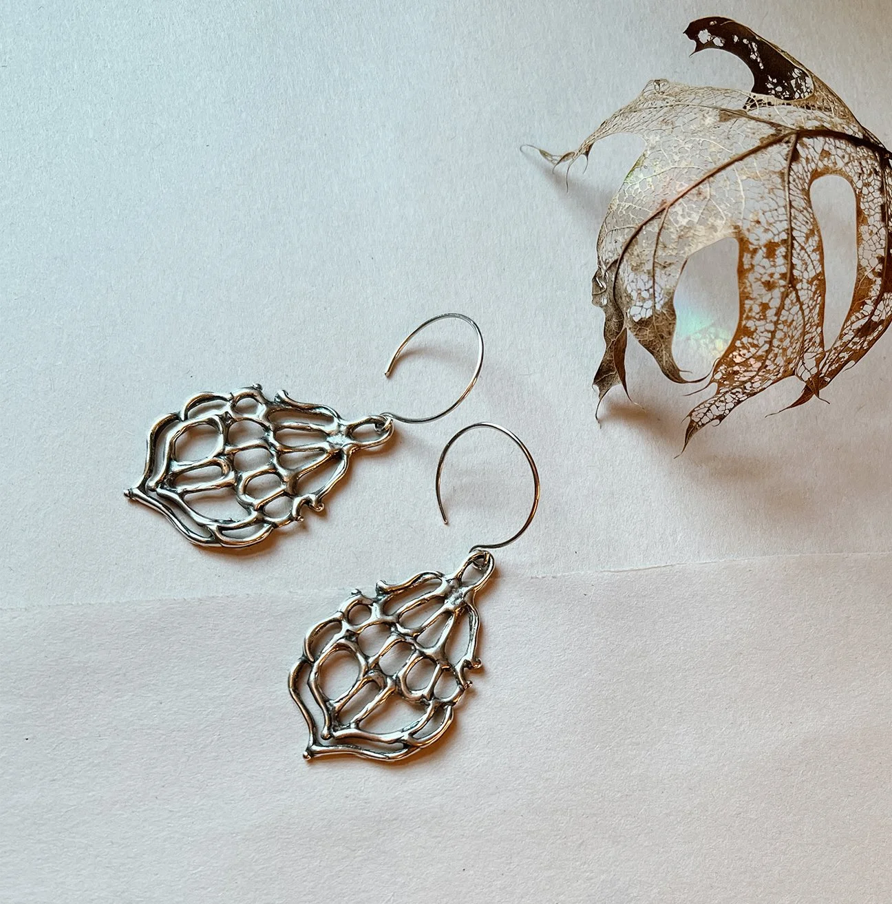 HiveEarring2.jpg