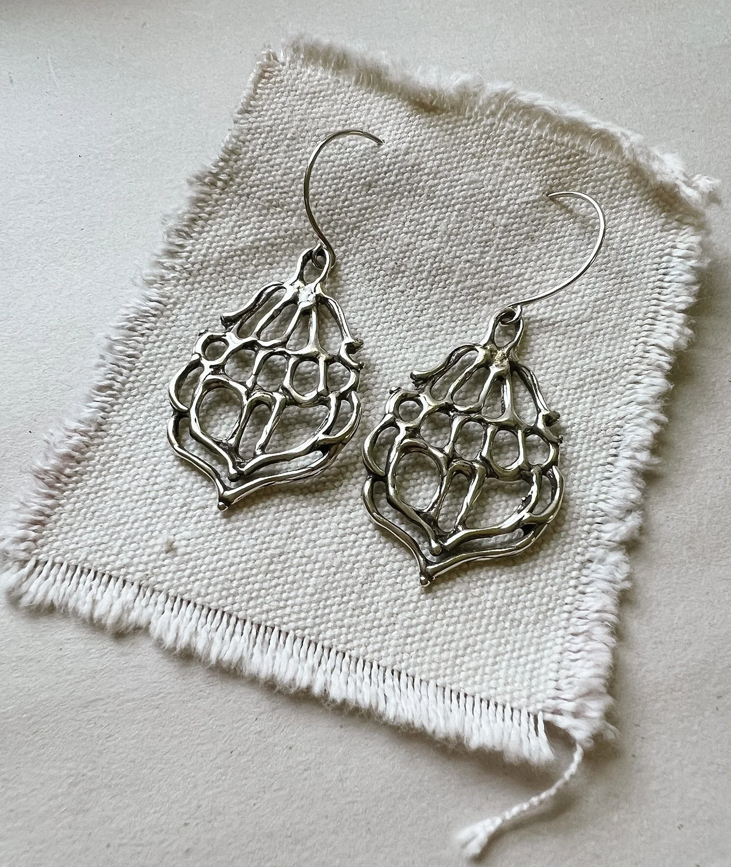 HiveDangleEarringSilver.jpg