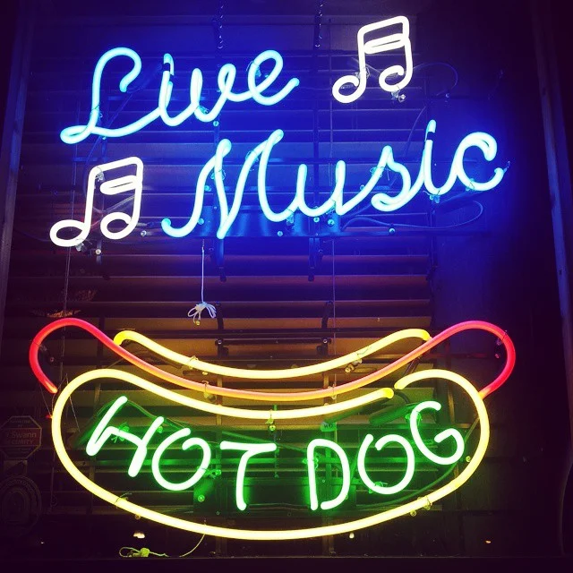 neon1.jpg