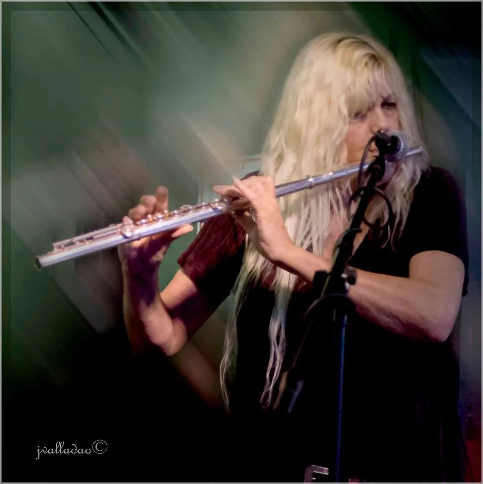 maryflute.jpg