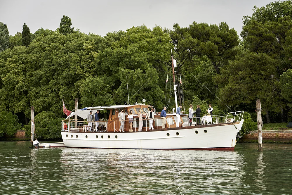 VINTAGE YACHT, SILVER VICTORY