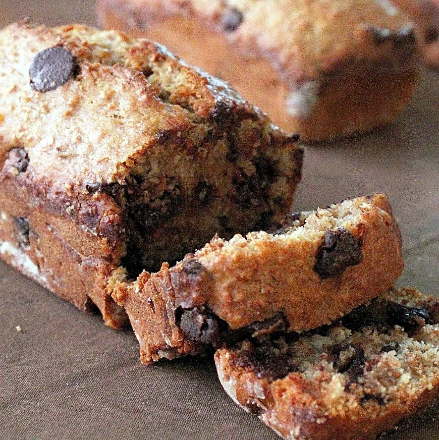 Cinnamon Chocolate Chip Banana Bread