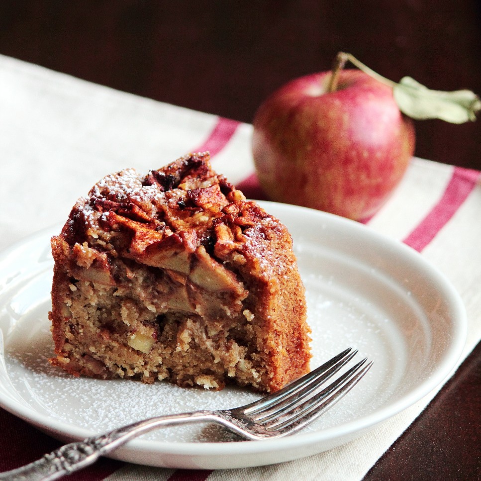 Apple Cinnamon Cake