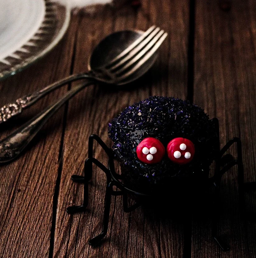 Black Velvet Spider Cupcakes