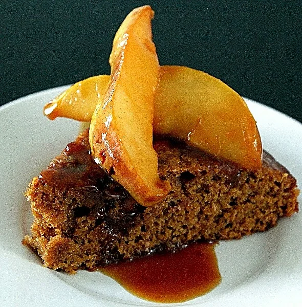 Fresh Ginger Cake With Caramelized Pears