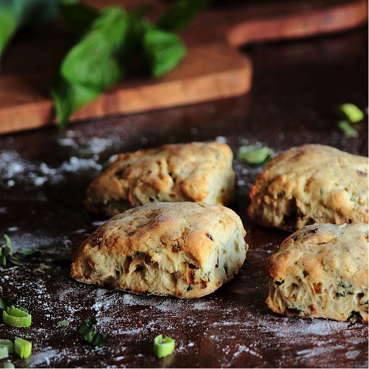 Caramelized Leek Biscuits