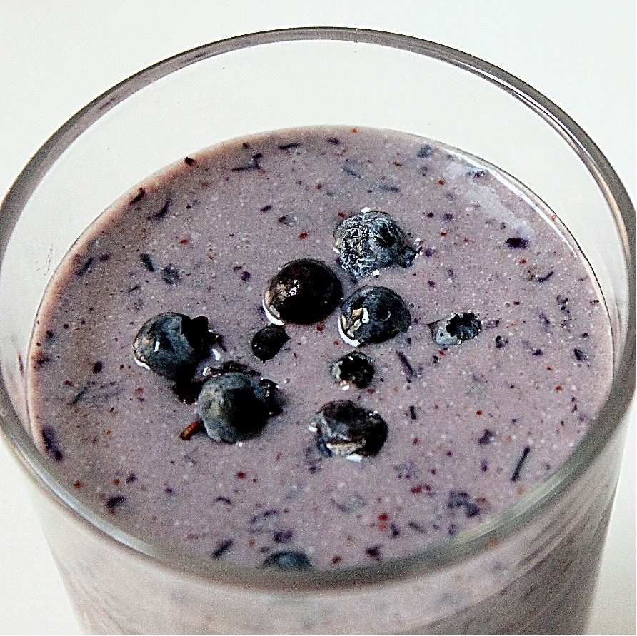 Blueberry Tofu Smoothie