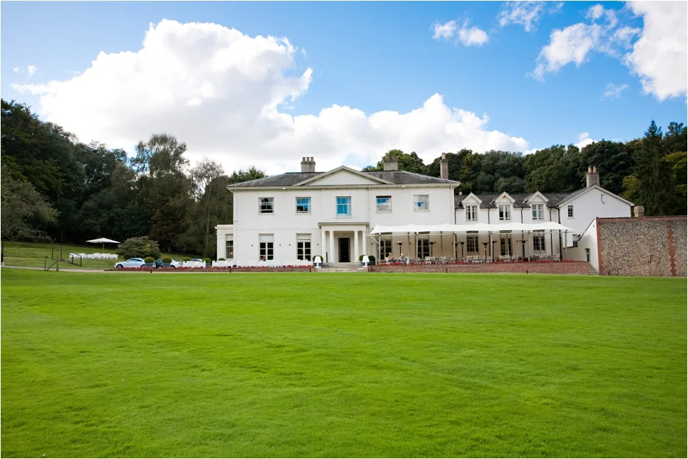 Milsoms Kesgrave Hall Suffolk / Wedding Venue Inspiration / www.rossdeanphotography.com