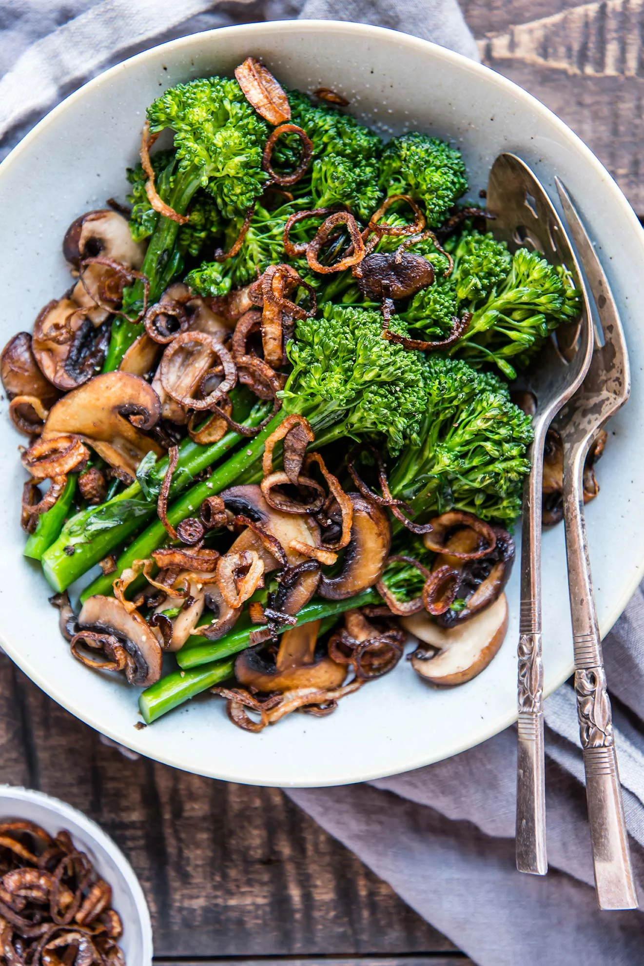 Image of Shallots and Broccolini