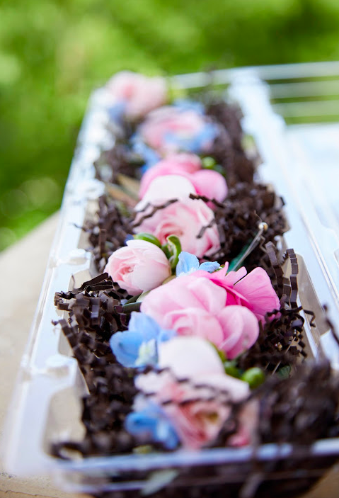 The beautiful flowers for the men! 