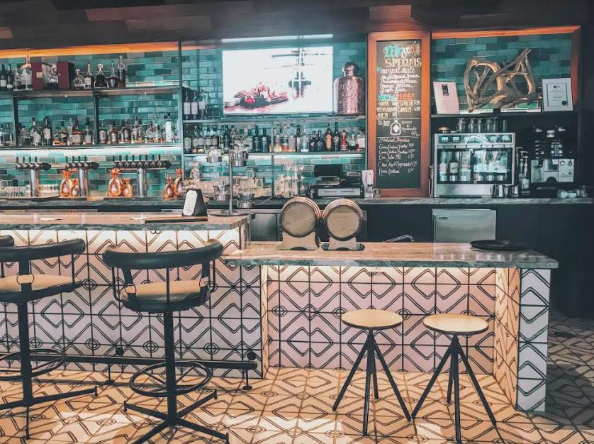 I got major home inspiration from this bar! These tiles are everything and the teal accent on the wall was so cute! 