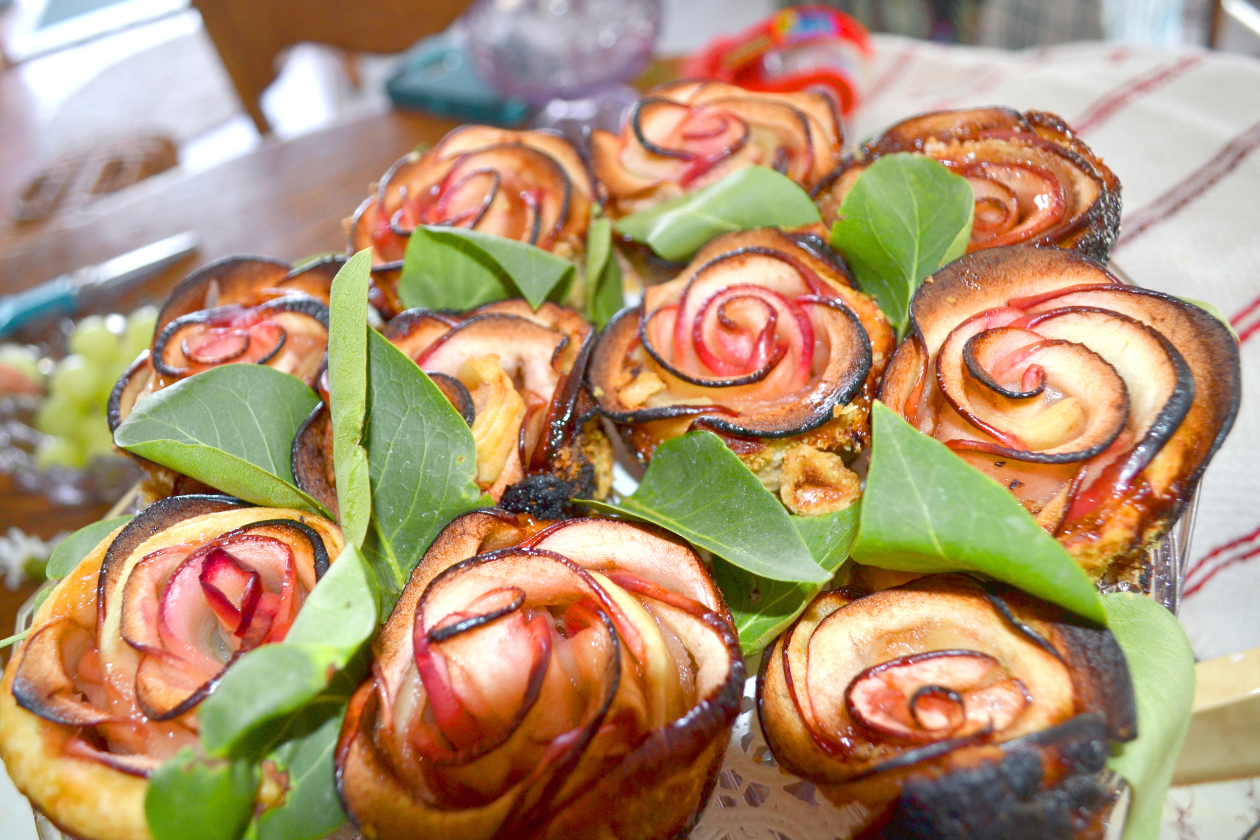 Apple Pie Rosettes