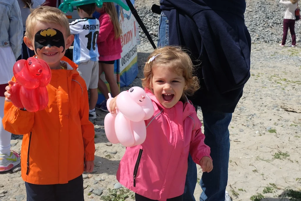Yay balloon doggies! 