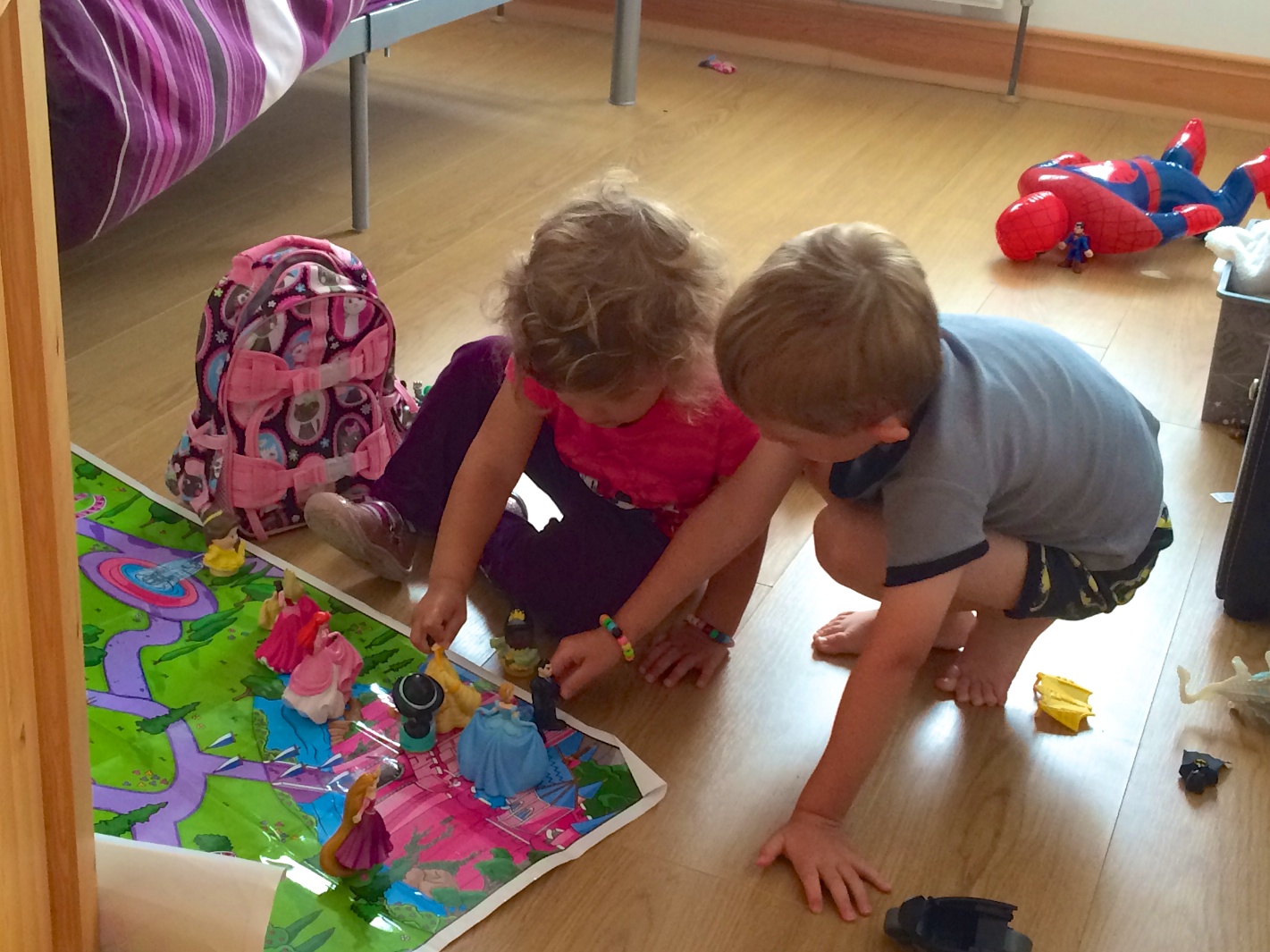 Hannah and Kian playing together