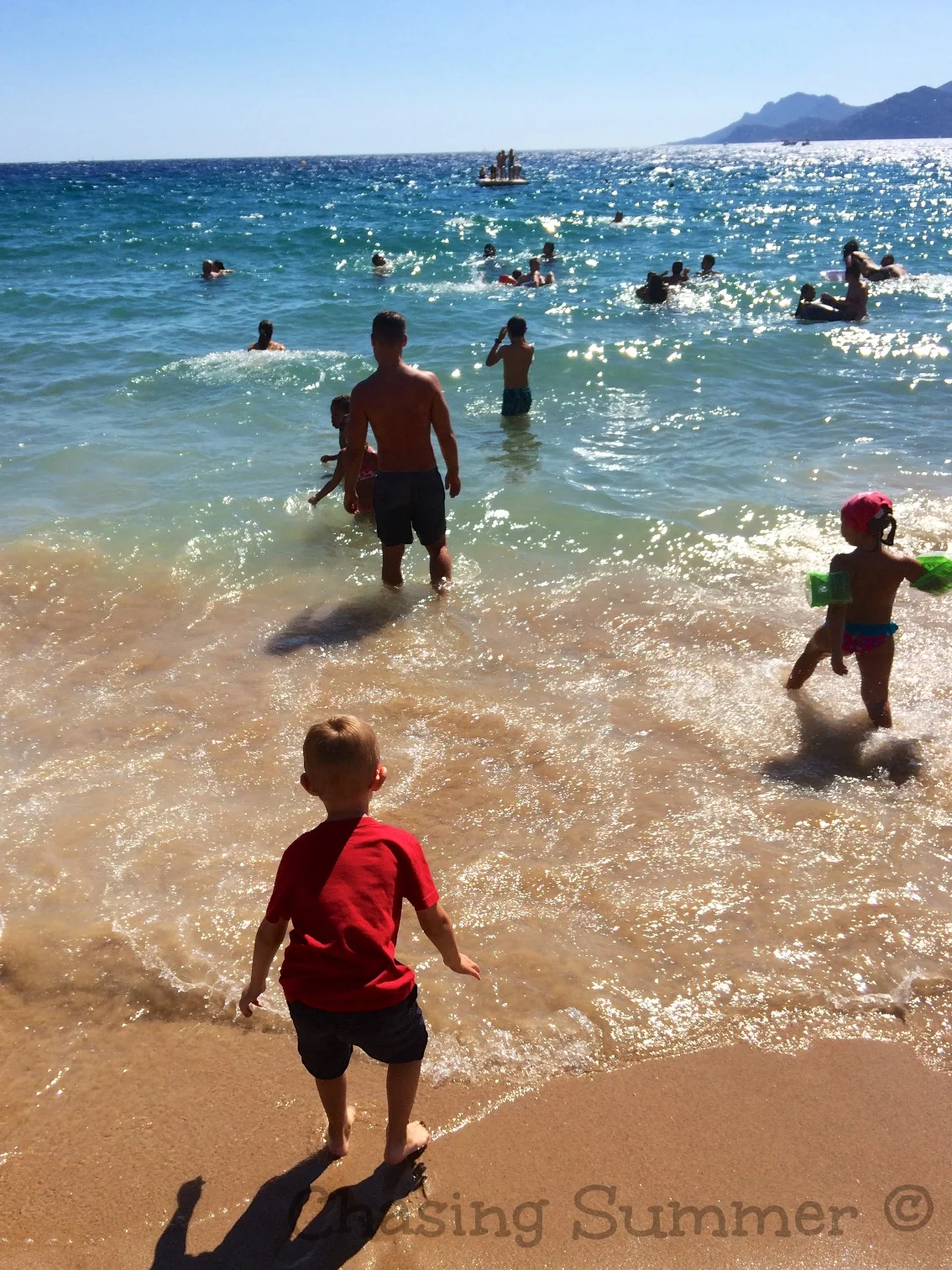 Fearless Kian running to the waves (in Clothes!)