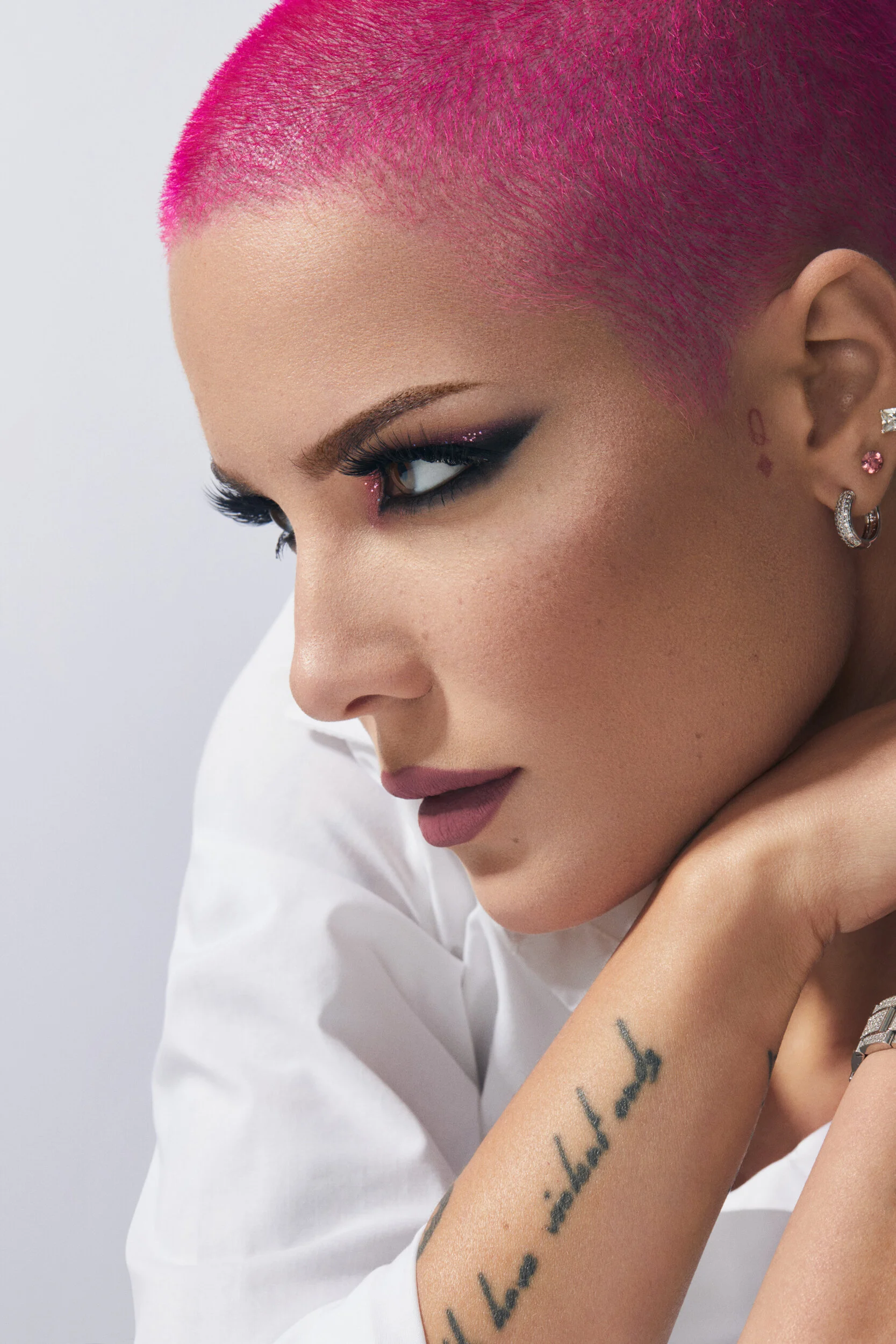 GBx_Halsey_Portrait_Look1_0288_v3-(1).jpg