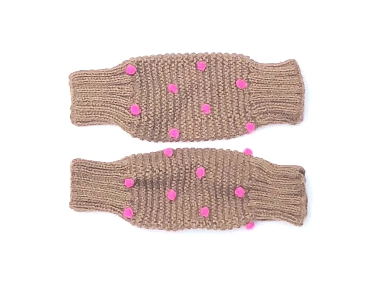 caramel hot pink dot leg warmer.jpg
