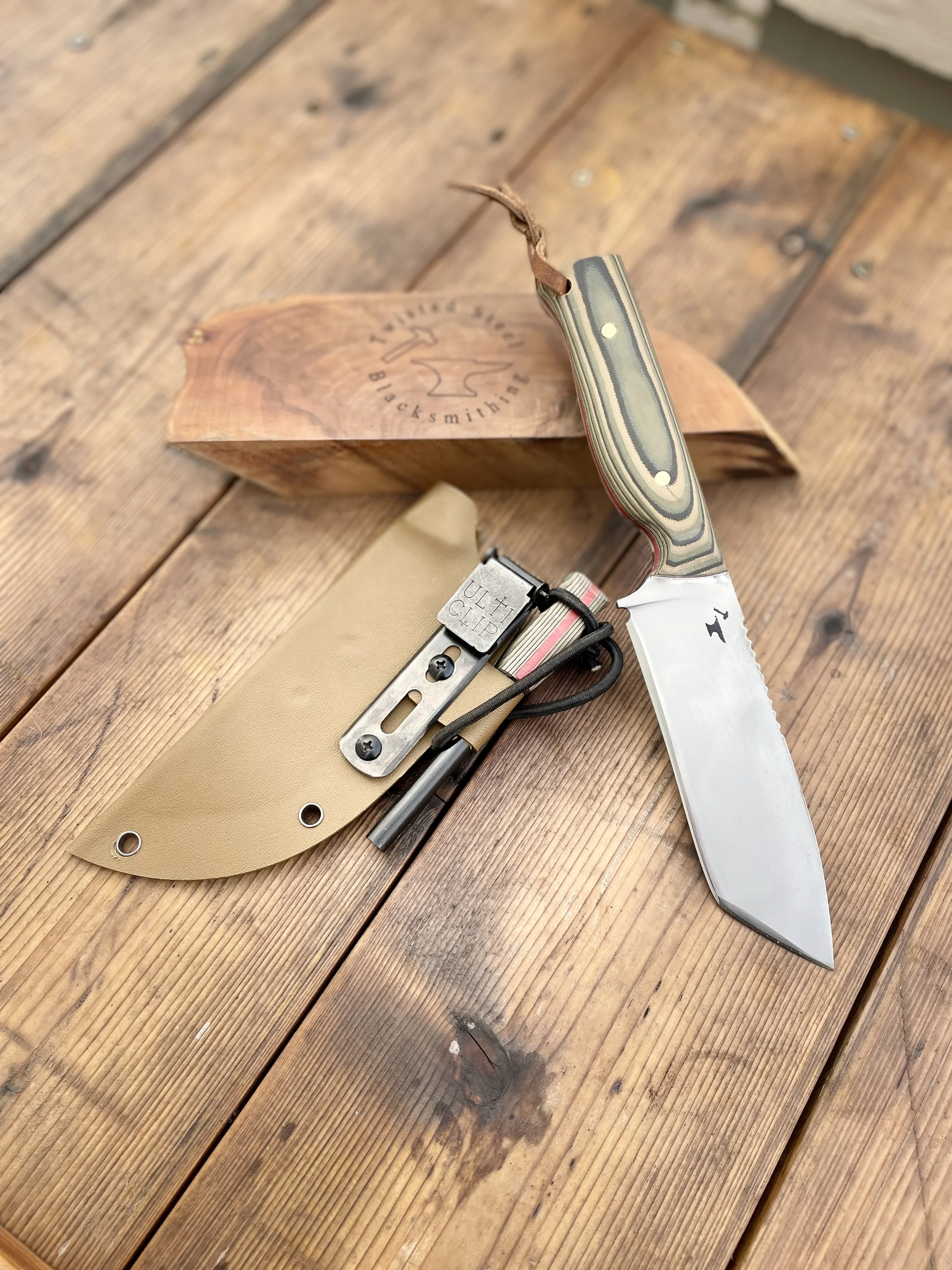 Tactical Knife