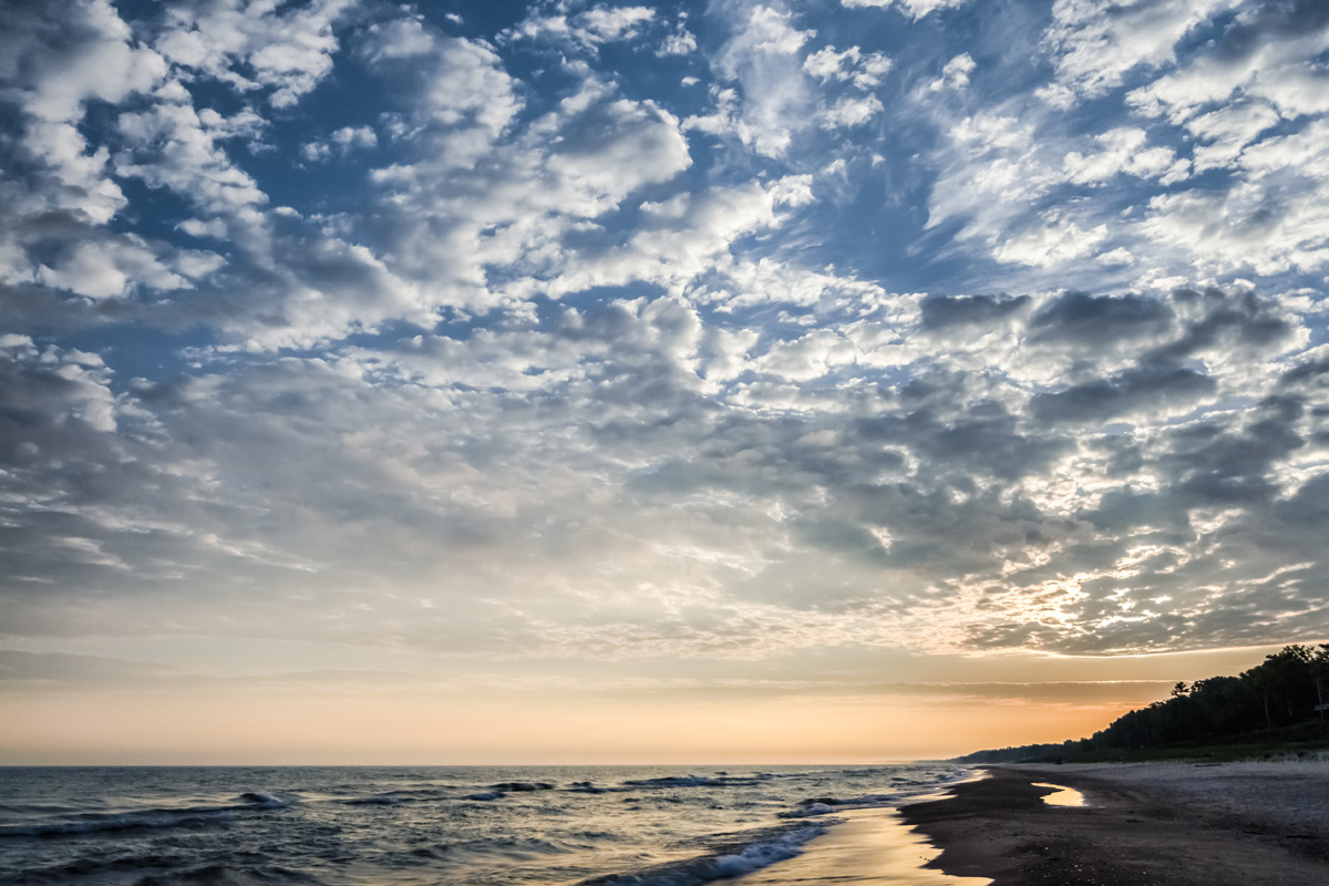 mich_sunset_summer_blue_clouds_golden_mi.jpg