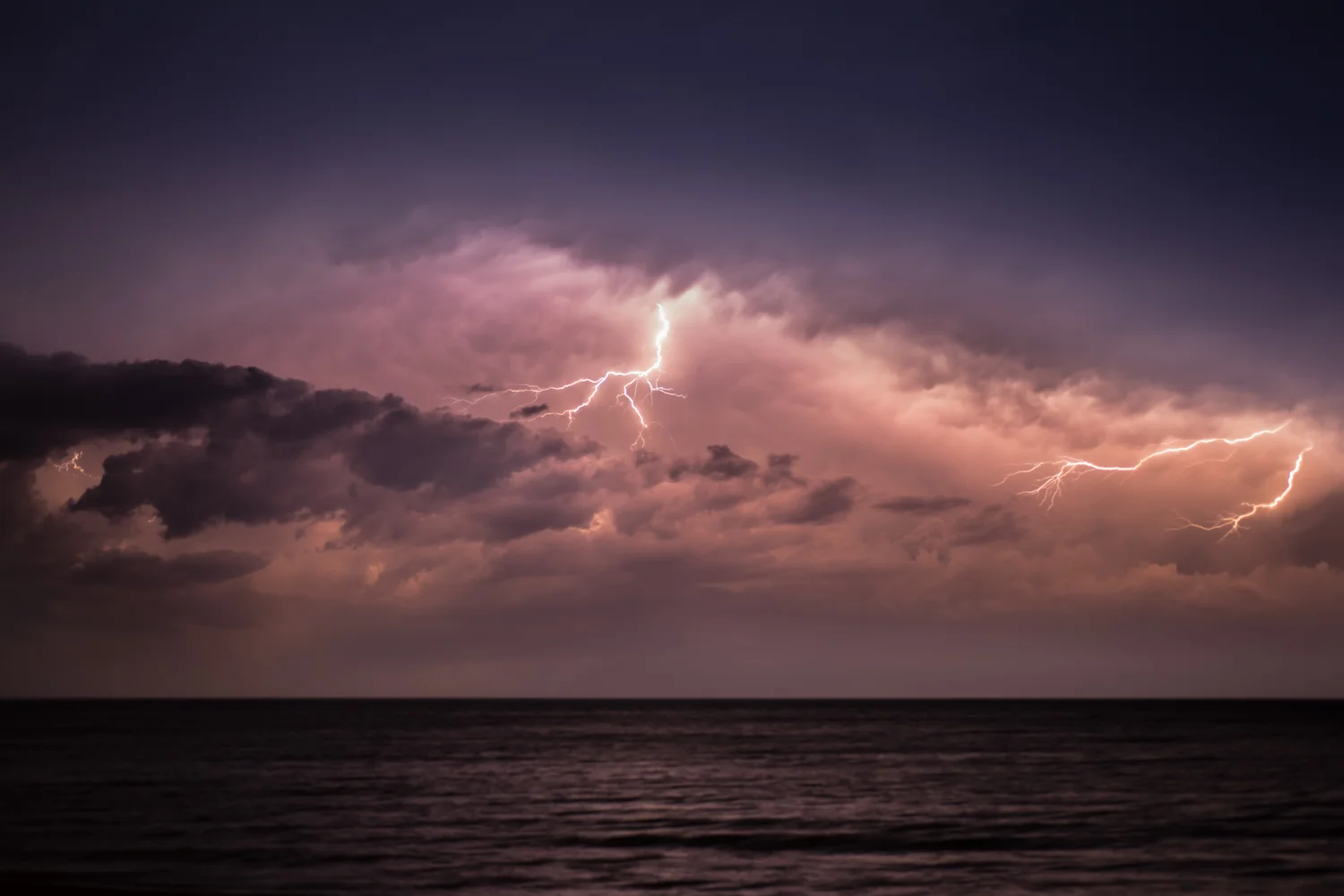 Lightning 2015.04.09 -1402 web.jpg
