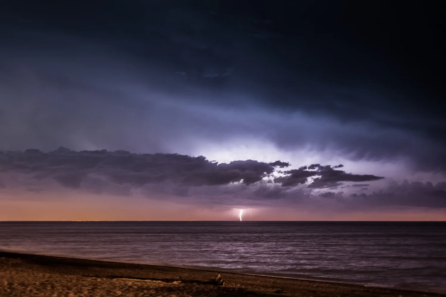 Lightning 2015.04.09 -1354 web.jpg