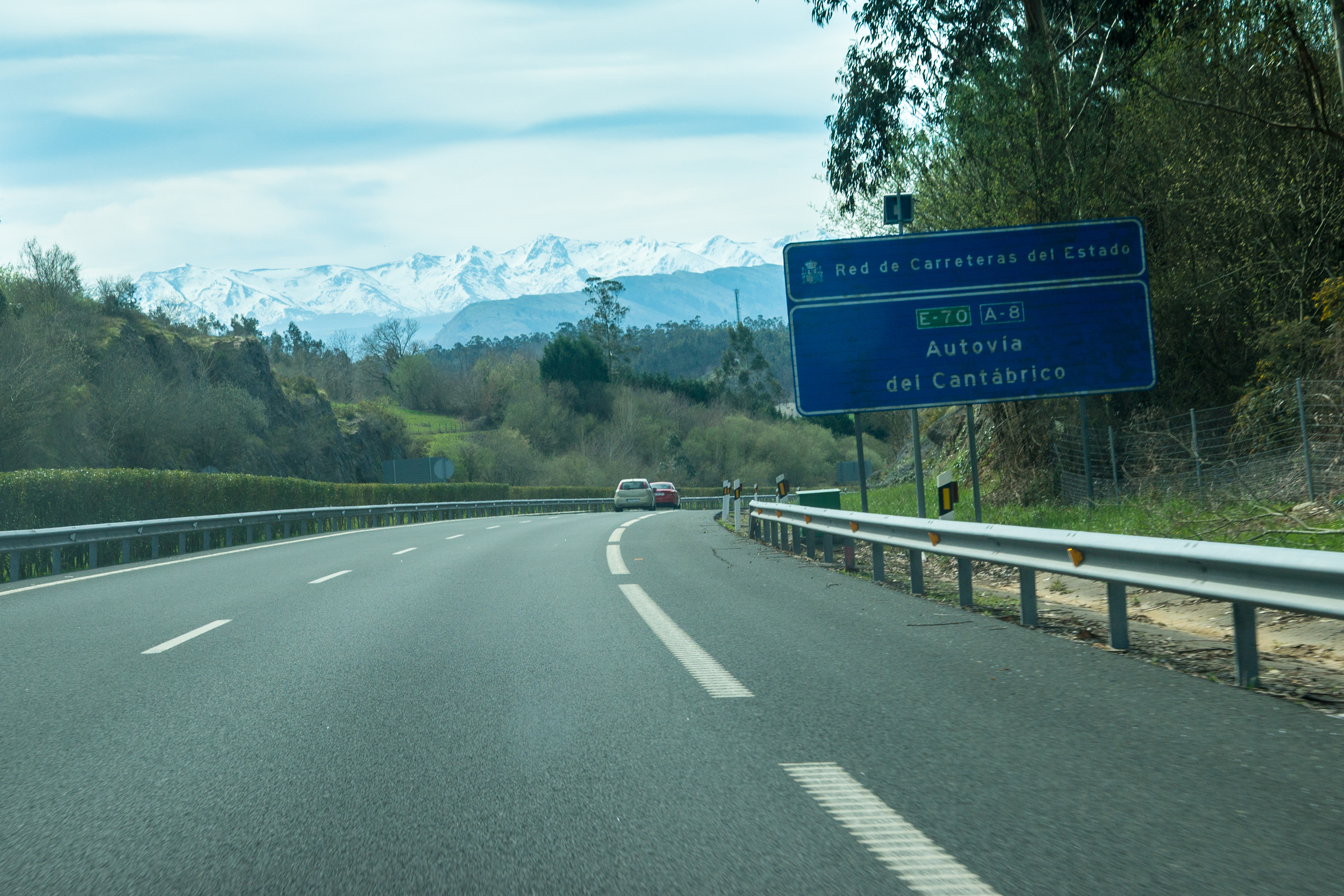 The Picos de Europa reveal themselves in the distance.