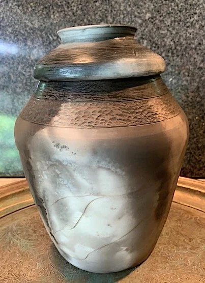 TOP HAT URN.jpg