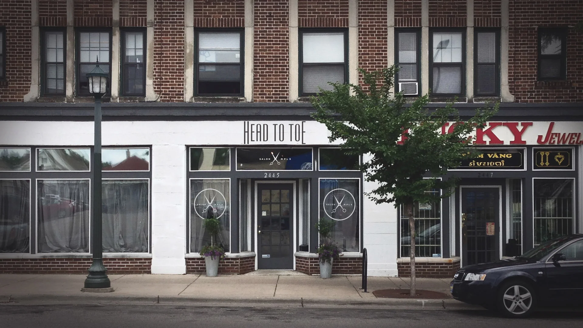 htt_storefront.jpg