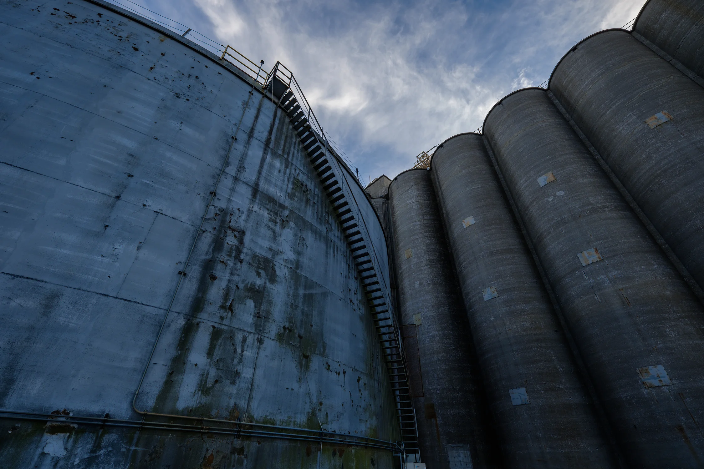 The Cargill Grain Silos. Fuji X-Pro 2 and a Fujinon 10-24mm f3.5