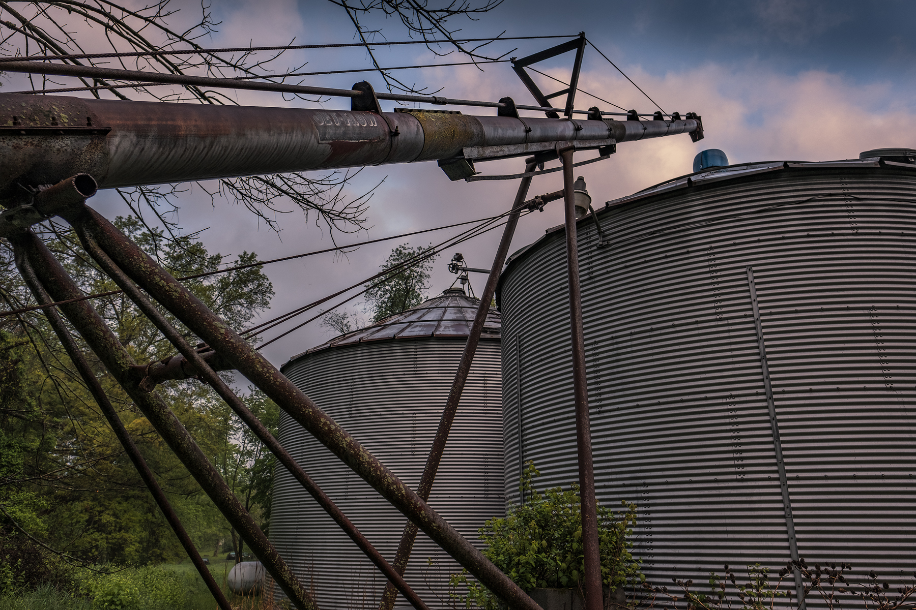 Silos and Loader - Final Master