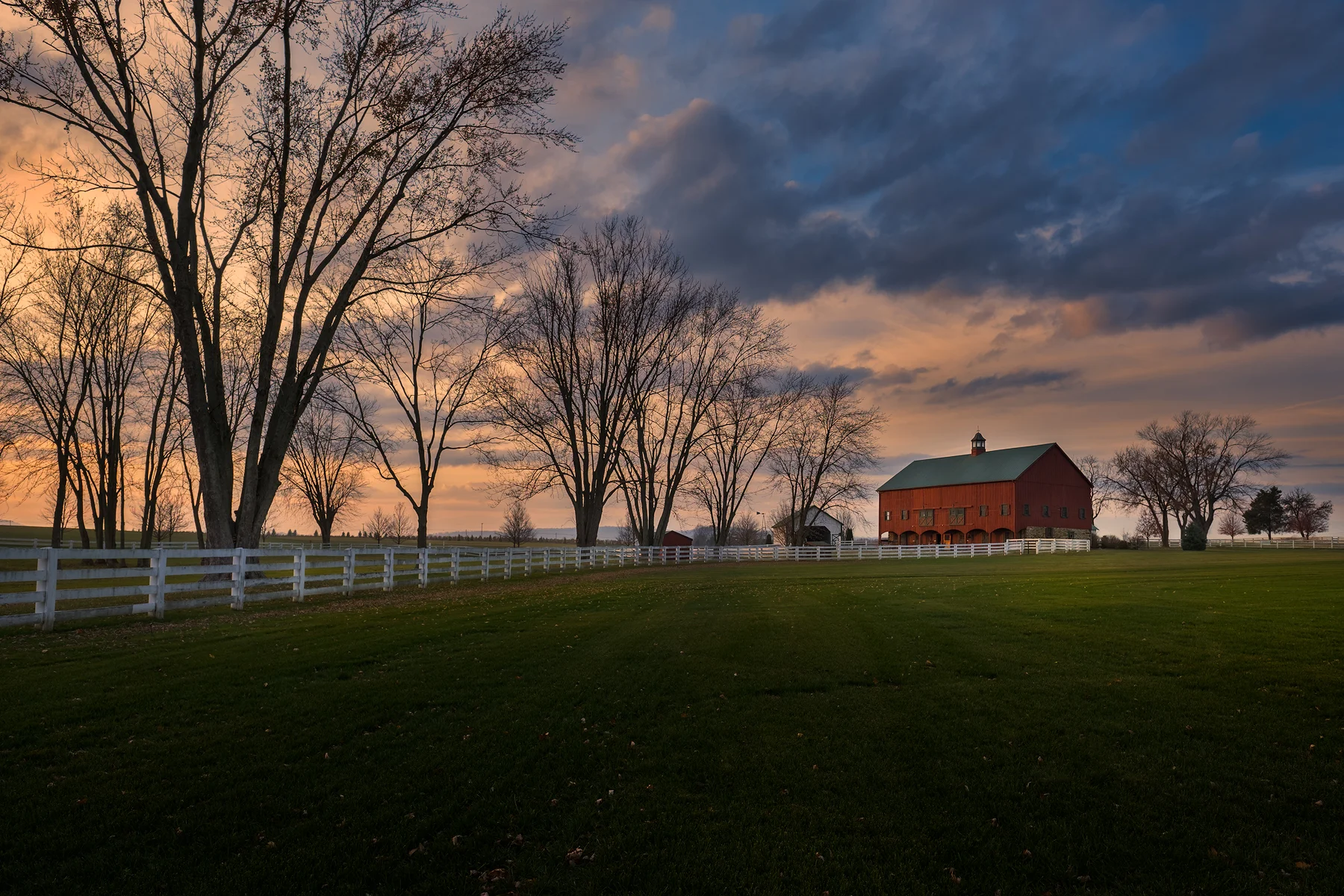 The Big Red Barn, No. 1 | Fuji X-T2 and a Fujinon XF14mm R