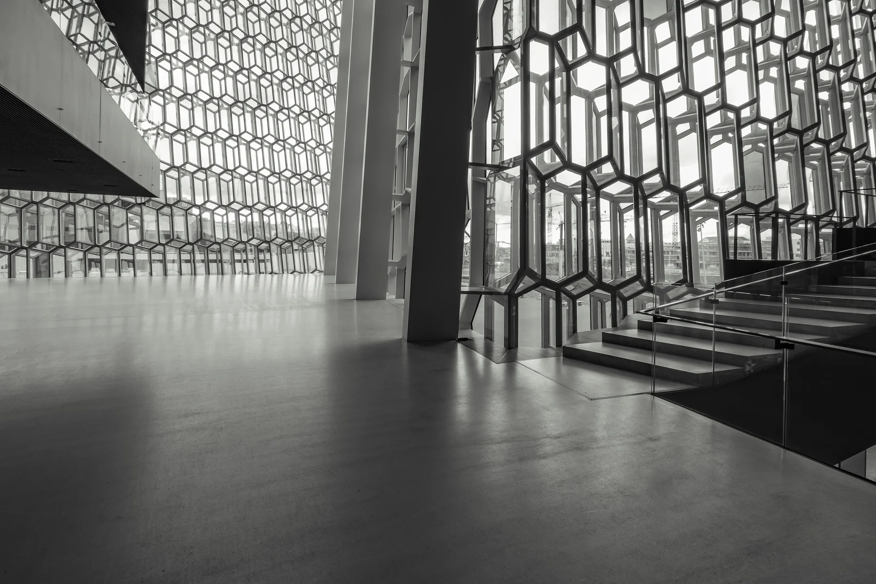 An interstitial walkway connecting to the main atrium.
